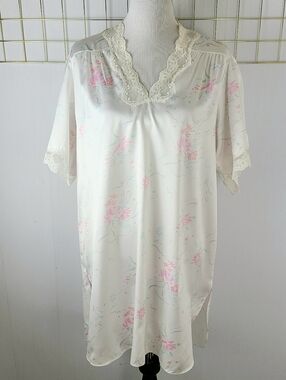 Givenchy Intimates Paris Made In USA Floral Print Vintage Nightgown